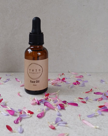 Twig botanicals organic face oil with argan, jojoba and rosehip and essential oils for skin health, moisture and fine lines